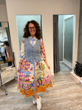 Lade das Bild in den Galerie-Viewer, Smith & Sound, Crazy Dress