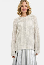 Lade das Bild in den Galerie-Viewer, Smith & Soul Pullover silver beige