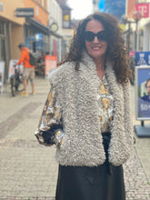 Lade das Bild in den Galerie-Viewer, Rino & Pelle Weste , Freya ,col.birch