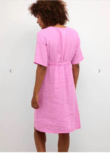 Lade das Bild in den Galerie-Viewer, Cream Kleid CRBellis Dress, col Cyclamen