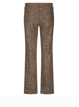 Lade das Bild in den Galerie-Viewer, Red Button Hose Kim Leopard col.mid brown