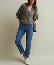 Lade das Bild in den Galerie-Viewer, Red Button Giselle , col. Stone used