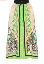 Lade das Bild in den Galerie-Viewer, Cream Blusen-Top CRAnit Top, col. Power Green Leo Scarf