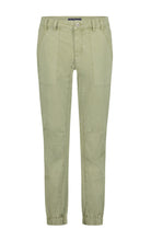 Lade das Bild in den Galerie-Viewer, Red Button Joy colour, col.summer sage