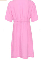 Lade das Bild in den Galerie-Viewer, Cream Kleid CRBellis Dress, col Cyclamen