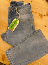 Lade das Bild in den Galerie-Viewer, Red Button Jeans Sissy beads& embroidery, col.bleach