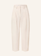 Lade das Bild in den Galerie-Viewer, Smith & Soul Hose mit Bundfalten und Cropped Leg in Sand