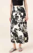 Lade das Bild in den Galerie-Viewer, Rino & Pelle Rock Maayke (7002321)