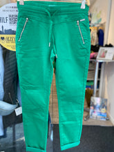 Lade das Bild in den Galerie-Viewer, Red Button SRB3936, Tessy crp jog Color 74cm , Grün