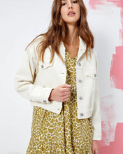 Lade das Bild in den Galerie-Viewer, Smith &Soul Jacke, creme