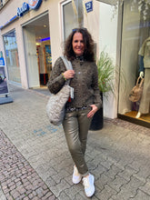 Lade das Bild in den Galerie-Viewer, Red Button Hose Camilla Sparkle , col.Khaki
