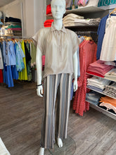 Lade das Bild in den Galerie-Viewer, Smith &amp; Soul Hose col.camel Print
