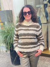 Lade das Bild in den Galerie-Viewer, Red Button Pullover col.Khaki
