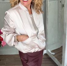 Lade das Bild in den Galerie-Viewer, Rino &amp; Pelle Jacke Rachel col.pale
