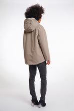Lade das Bild in den Galerie-Viewer, Rino &amp; Pelle Wendejacke Ines , col.light pebble and leopard
