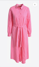 Lade das Bild in den Galerie-Viewer, Smith &amp; Soul Kleid col.hell pink
