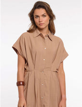 Lade das Bild in den Galerie-Viewer, Rino &amp; Pelle Kleid Helien col.rosy brown
