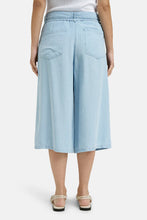 Lade das Bild in den Galerie-Viewer, Smith &amp; Soul Lyocell Bermuda col.light denim
