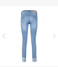 Lade das Bild in den Galerie-Viewer, Red Button Jeans, Lulu turnup, col.Light stone used
